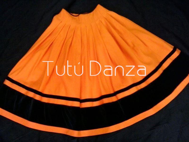 Falda tradicional - Imagen 1